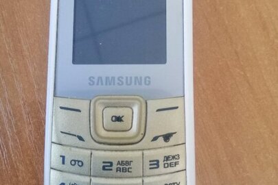 Мобільний телефон марки Samsung E1200i