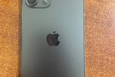 Конфісковане майно за рішенням суду: мобільний телефон «Apple» модель «Iphone 12 Pro Max», б/в