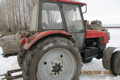 Колісний трактор ЛТЗ-60АБ-10, 2008 року випуску, державний реєстраційний номер 05459ВХ, заводський №004431, червоного кольору