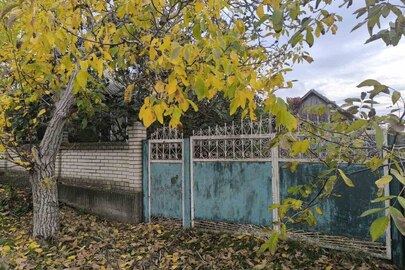 Житловий будинок, загальною площею 51,8 м.кв. та земельна ділянка к/н: 5121486500:02:003:0068, площею 0,25 га, за адресою: Одеська область, Болградський район, c. Табаки, вул. Виноградна, буд. 18