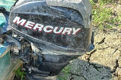 Мотор «Меркурий», чорного кольору. «MERCURY» 20 (б/в)