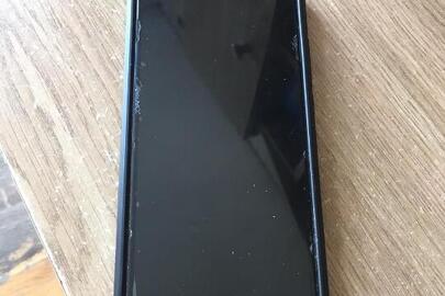 Мобільний телефон марки "Xiaomi Redmi 8" з карткою оператора мобільного зв'язку ПРАТ "ВФ Україна" з номером +380952584253