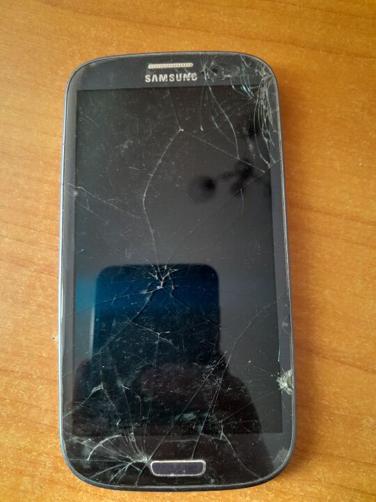Мобільний телефон «Samsung S3», б/в