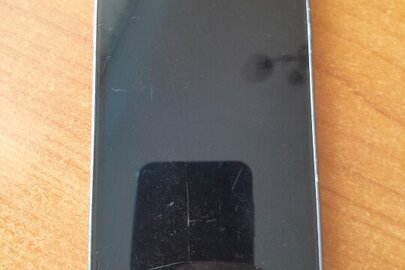 Мобільний телефон «Samsung Galaxy J3» з двома sim-картками, б/в