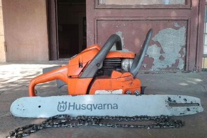 Бензопила марки "Husqvarna" модель 365, помаранчевого кольору, б/в