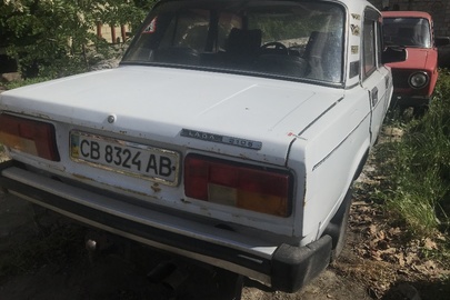 Автомобіль ВАЗ 2105, легковий седан-В, номер кузова XTA210500H0840282, ДНЗ СВ8324АВ, білого кольору, 1987 р.в.