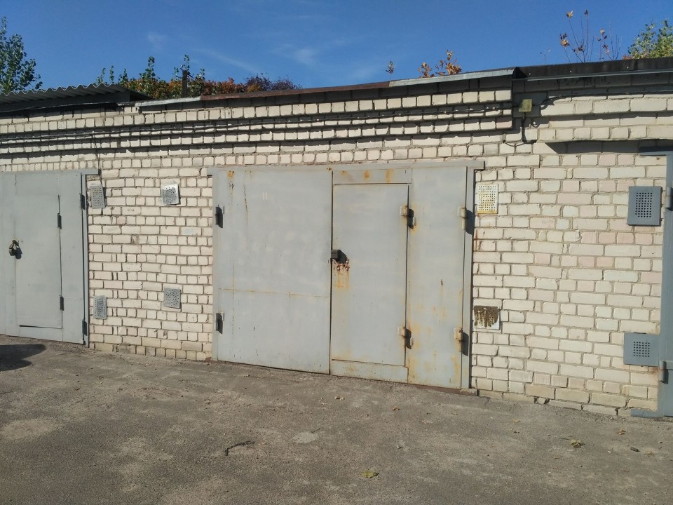 Іпотека. Гараж №11 з підвалом літ. А-1, загальною площею 22.4 кв.м., за адресою: м.Чернігів, автокооператив №43-а, вул. Івана Мазепи 23-а