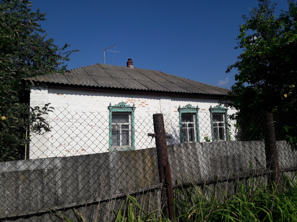 ІПОТЕКА. Житловий будинок загальною площею 120.1 кв.м., та земельна ділянка площею 0.1000 га, к.н.7420610100:01:008:6097, за адресою: Чернігівська обл., м. Бобровиця, вул. Комунарська, 54