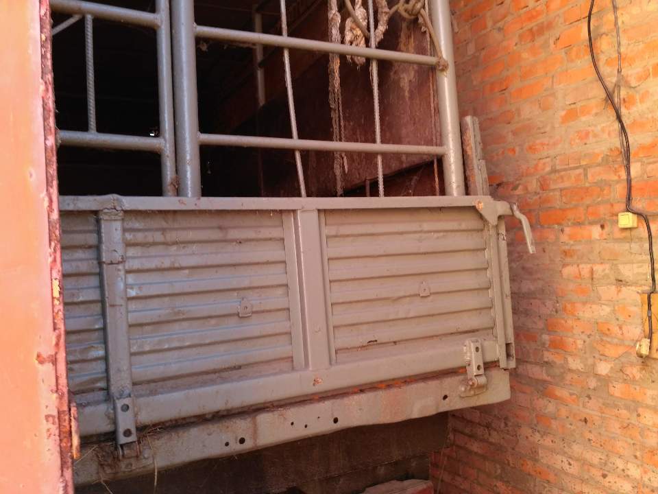 Автомобіль ГАЗ 3307, 1999 року випуску, д.н.з.06527МН, білого кольору, №шас. Y6C330700X0000304