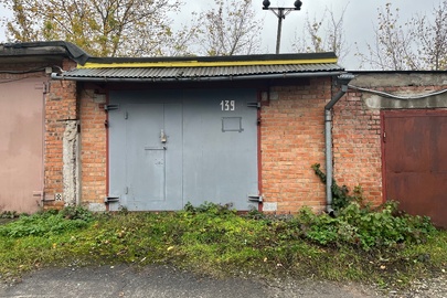 1/2 частина гаража з погребом та оглядовою ямою, загальною площею 22,7 кв.м., за адресою: м. Вінниця, "Світлана" товариство індивідуальних власників гаражів, гараж 139, вул. Гетьмана Мазепи (Чехова), 6