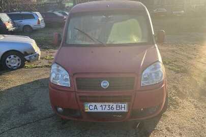 Автомобіль легковий, марки FIAT, модель DOBLO, 2006 р.в., номер кузова/VIN ZFA22300005399003, д.н.з СА1736ВН, червоного кольору 