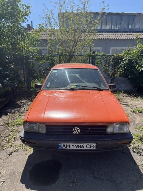 Автомобіль легковий, марки VOLKSWAGEN, марки PASSAT, номер кузова/VIN WVWZZZ32ZJE028712, д.н.з АМ1986СВ, 1987 р.в., коричневий