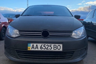 Транспортний засіб: VOLKSWAGEN POLO, 2011 року випуску, VIN: XW8ZZZ61ZCG019380, колір: ЧОРНИЙ, тип ТЗ: ЛЕГКОВИЙ СЕДАН-В, ДНЗ: АА6525ВО