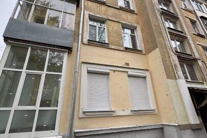 2/20 частина трикімнатної квартири №112, загальною площею:  62,3 кв.м., житловою площею: 40,5 кв.м., за адресою: м.Київ, вулиця Антонова Авіаконструктора, будинок 2/32, корп. 8. Реєстраційний номер: 792707680000