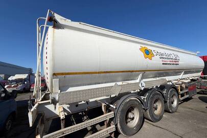 Напівпричіп-паливоцистерна, марка: YEKSAN, модель: YTYR, категорія - напівпричіп, рік виробництва ТЗ: 2013, VIN: NNYA06YDV3YSF8343, номер шасі: NNYA06YDV3YSF8343 , номерний знак: AA7804XF, колір ТЗ: білий