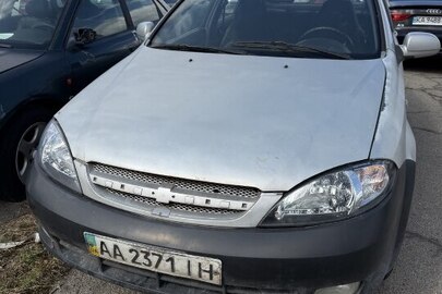 Транспортний засіб: марки CHEVROLET, модель LACETTI, шасі (кузов, рама) KL1NF483E6K325245, 2006 року випуску, тип загальний легковий хетчбек-В, колір - сірий, державний номер АА2371ІН