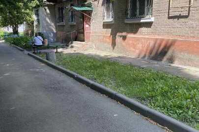 1/4 житлової двокімнатної квартири №15 загальною площею 45,1 кв.м., розташованої за адресою: Дніпропетровська обл., м. Вільногірськ, вул. Варена В.В., буд.40