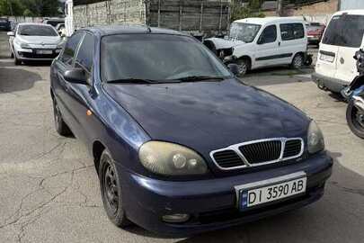 Легковий автомобіль марки DAEWOO, моделі SENS, 2005 року випуску, синього кольору, номер кузова Y6DT1311050240751, державний реєстраційний номер DI3590AB.