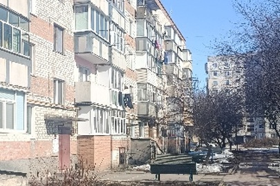 Трикімнатна квартира №58, загальною площею 60,80 кв.м., житлова площа, 37,4 кв.м., за адресою Сумська обл., м. Конотоп, вул. Клубна, 111