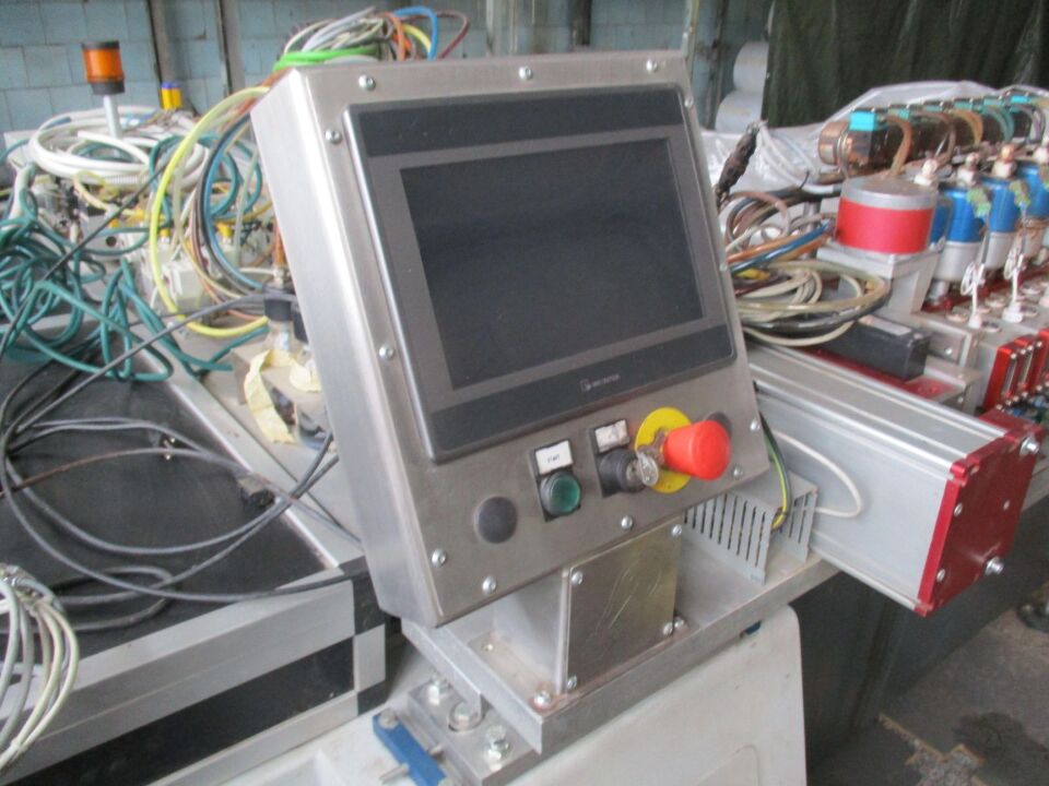 Цифровий верстат-принтер для декорування керамічної та скляної плитки на 6 кольорів, марка Plotter DIGIPLOT, модель DG1400-700/6 у неробочому стані