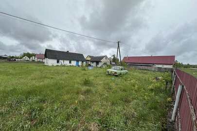 Житловий будинок загальною площею 57,7 кв.м., житловою площею 20,8 кв.м. та земельна ділянка площею 0,2005 га, кадастровий номер: 1824086800:04:001:0077 за адресою: Житомирська обл., Звягельський р., с. Чижівка, вул. Соборності, 47