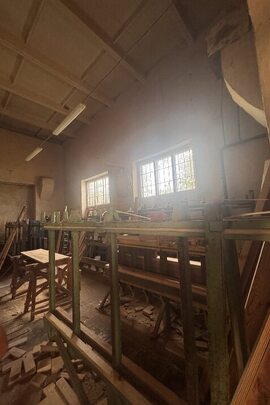 Нежитлове приміщення, столярний цех загальною площею 221,0 кв.м. за адресою: Житомирська обл., Бердичівський р., с. Мирне, вул. Козацька (Володарського), 8а