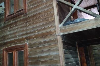 Садовий будинок загальною площею 133,60 м. кв., РНМ: 3151856621080, та земельна ділянка площею 0,0224 га, КН: 2124484400:07:002:0032, за адресою: Закарпатська обл., Тячівський р., с. Брустури, вул. Партизанська, будинок 71-А