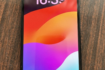 Конфіскація майна за ухвалою суду: мобільний телефон марки "Iphone", б/в, імей: 350400616689061, 350400616518187, з однією сім-картою "Vodafone".