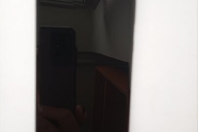Конфіскація за рішенням суду :мобільний телефон марки "Samsung S 21Ultra", б/в