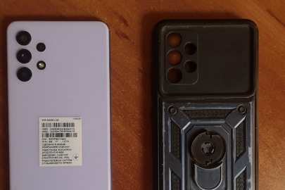 Конфіскація за рішенням суду: мобільний телефон "Samsung Galaxy A32", б/в