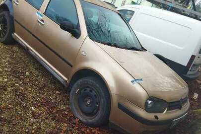 Транспортний засіб, марка VOLKSWAGEN, моделі: GOLF, 2003 р.в., ДНЗ ВХ8133СА, № шасі (кузова, рами) VIN код: WVWZZZ1JZ3W375362